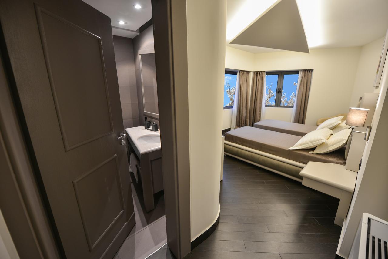 Petit Hotel Elita Shkodër Esterno foto